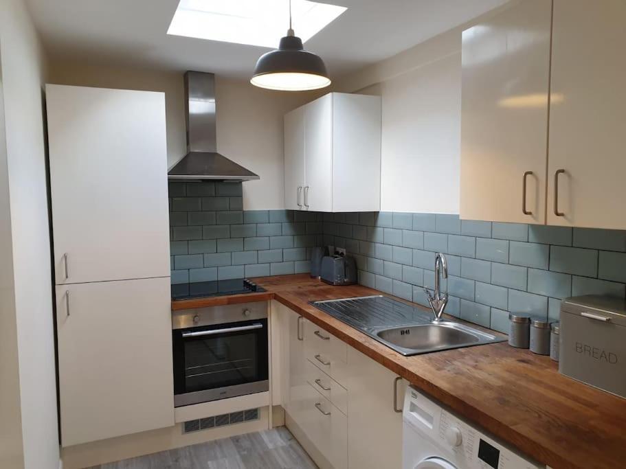Appartamento Two Bed Flat Sea View Old Town Hastings Esterno foto